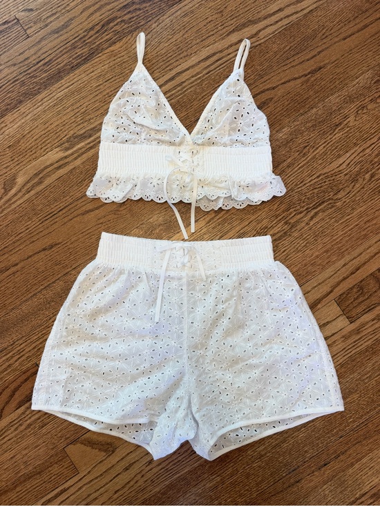 intimissimi Other - Intimissimi White Eyelet Lace Bralette & Shorts Matching Lingerie/Loungewear Set